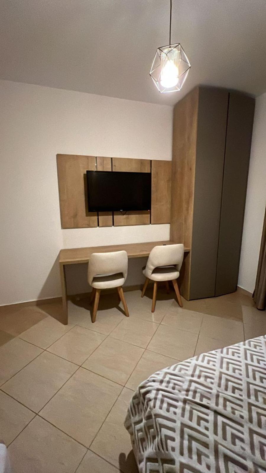 Greison Vacation House Vlorë エクステリア 写真