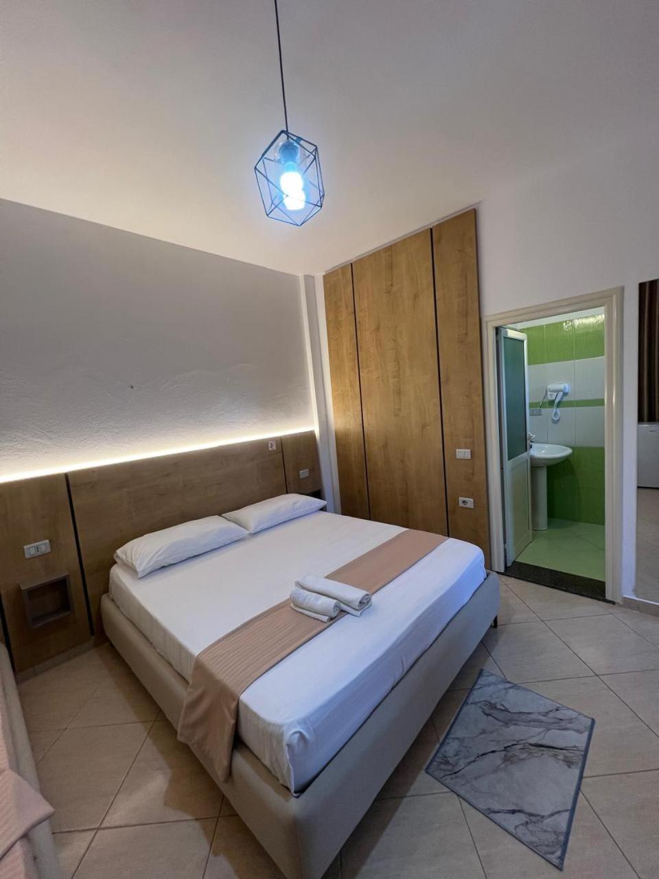 Greison Vacation House Vlorë エクステリア 写真