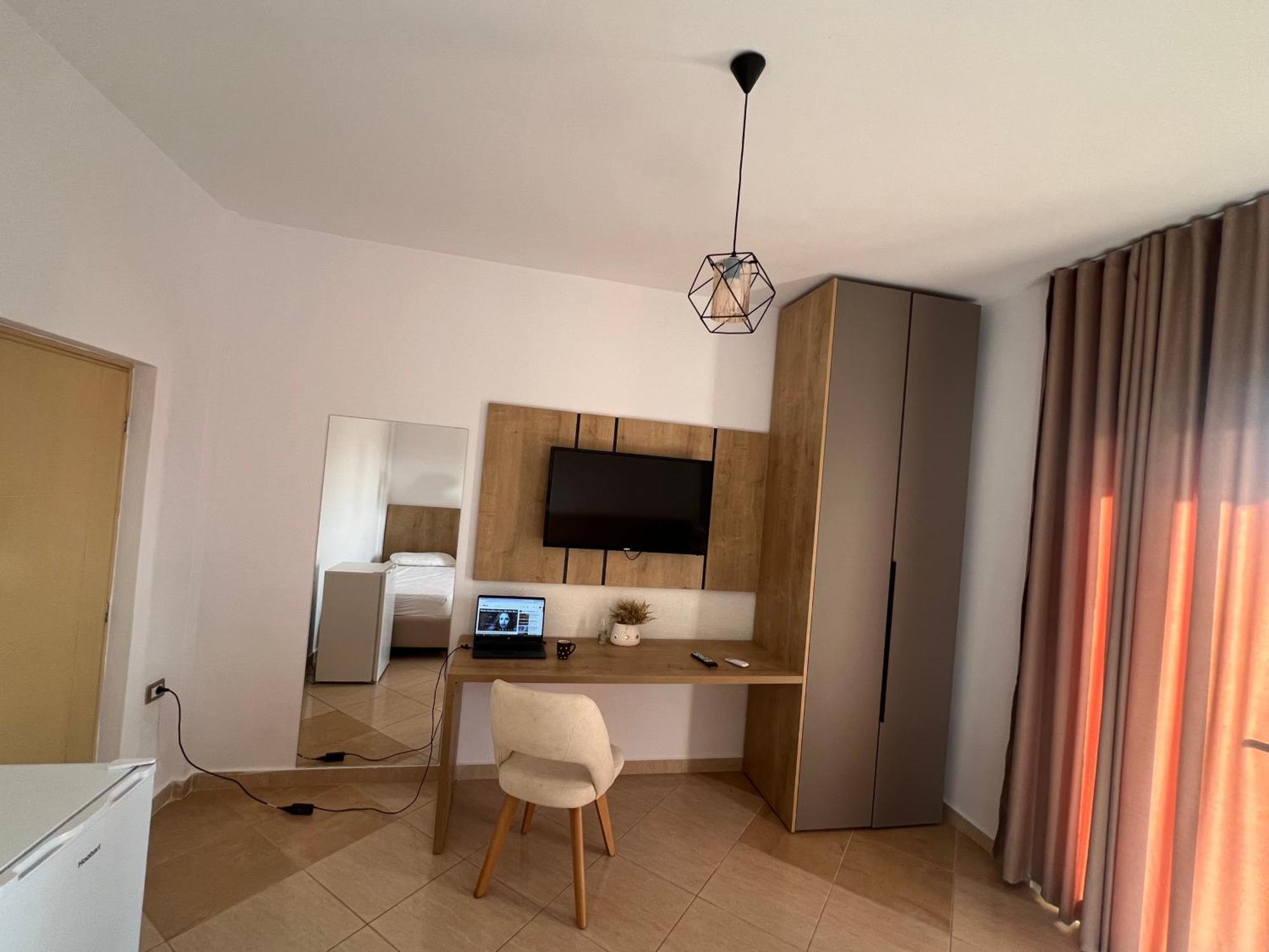 Greison Vacation House Vlorë エクステリア 写真